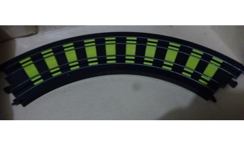 Autorama Tyco - Curva  9 Polegadas 1/4 Listras